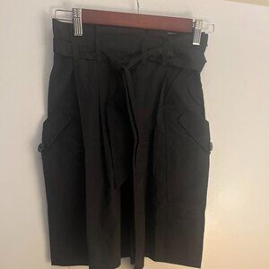 H&M Women's Size 2 Black Skirt - NWT